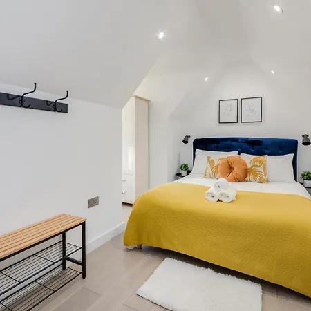 1 Bedroom Penthouse Apartment - Shoreditch, London By The Perfect Stay Exterior photo