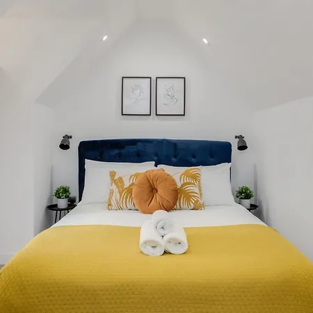 1 Bedroom Penthouse Apartment - Shoreditch, London By The Perfect Stay Exterior photo